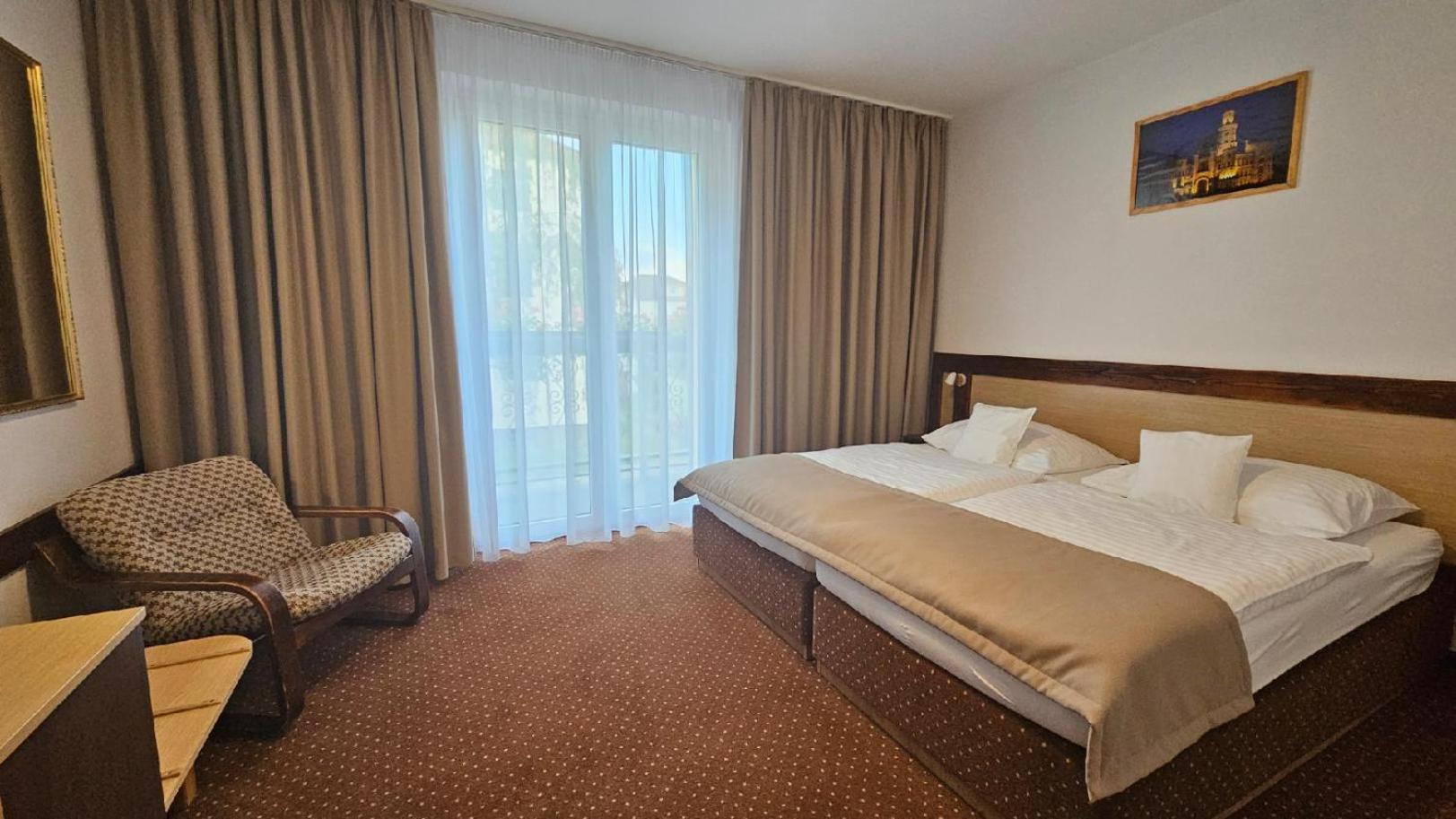 Hotel Adler Ческе-Будеёвице Экстерьер фото